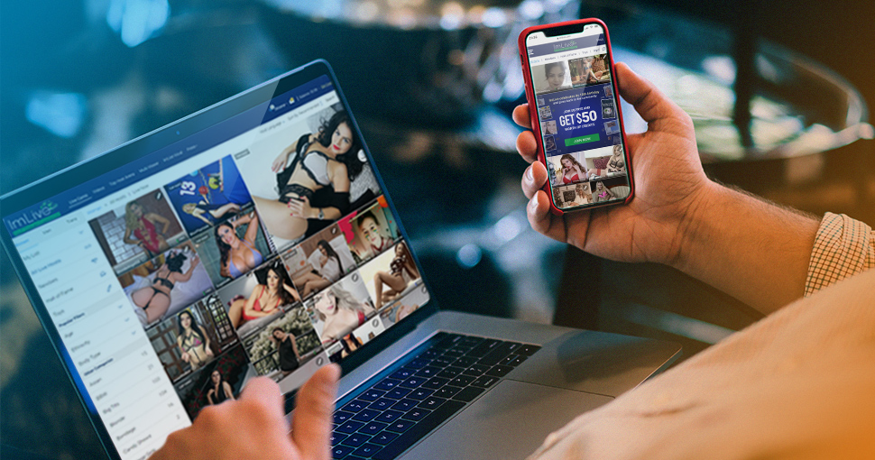 Mobile vs. Computer: How to Best Enjoy Your Next Webcam Session
